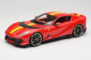 Ferrari 812 Competizione Rosso Corsa Med Gula Ränder Bburago 1:18 18-16915 Metall