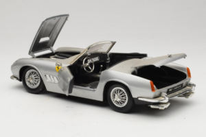 Ferrari California Cabriolet Silver Tonka 1:18 01109-S1 Metall — bild 5 av 8