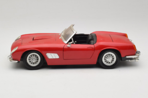 Ferrari California Cabriolet Röd Tonka 1:18 01109-P1 Metall — bild 4 av 8