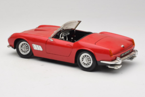 Ferrari California Cabriolet Röd Tonka 1:18 01109-P1 Metall — bild 7 av 8