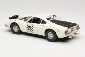 Ferrari Dino 246 GT Vit Anson 1:18 3580 Metall — bild 7 av 8