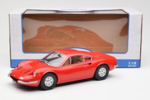 Ferrari Dino 246 GT Röd MCG 1:18 MCG18166 Metall — bild 6 av 6