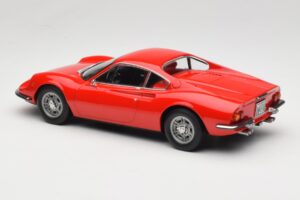 Ferrari Dino 246 GT Röd Norev 1:18 187800 Metall — bild 4 av 6