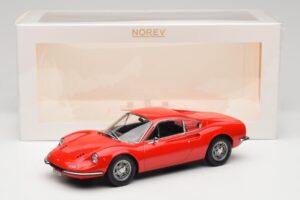 Ferrari Dino 246 GT Röd Norev 1:18 187800 Metall — bild 6 av 6