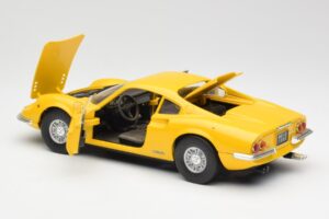 Ferrari Dino 246 GT Gul Anson 1:18 30301W Metall — bild 5 av 8