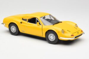 Ferrari Dino 246 GT Gul Anson 1:18 30301W Metall — bild 6 av 8