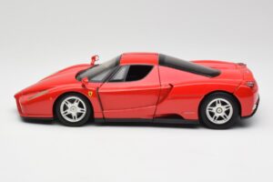 Ferrari Enzo Röd Hot Wheels 1:18 56293 Metall — bild 4 av 8