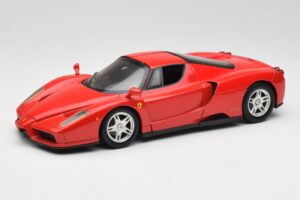 Ferrari Enzo Röd Hot Wheels 1:18 56293 Metall