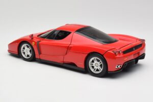Ferrari Enzo Röd Hot Wheels 1:18 56293 Metall — bild 7 av 8