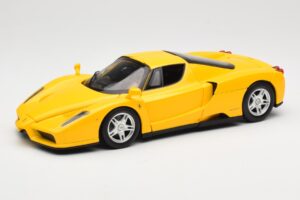 Ferrari Enzo Gul Hot Wheels 1:18 C1550 Metall