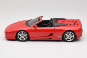 Ferrari F355 Spider Röd UT Models 1:18 180074030-P1 Metall — bild 4 av 7