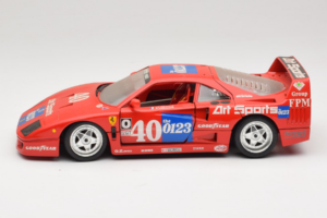 Ferrari F40 #40 J-P. Jabouille / O. Grouillard Art Sports 1987 Bburago 1:18 3332-A1 Metall — bild 4 av 8