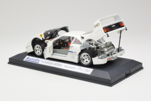 Ferrari F40 Autoliv Vit Limiterad Upplaga 150 ex Exclusive Cars 1:18 EC001 Metall — bild 5 av 9
