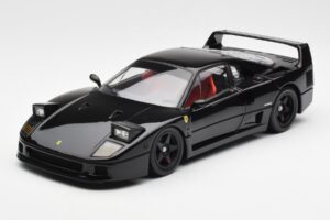 Ferrari F40 Svart Kyosho 1:18 08416BK Metall — bild 3 av 10
