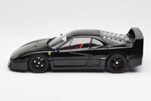 Ferrari F40 Svart Kyosho 1:18 08416BK Metall — bild 6 av 10