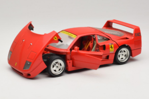 Ferrari F40 Club Deutschland Röd Bburago 1:18 3032-L3 Metall — bild 2 av 8