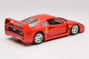 Ferrari F40 Club Deutschland Röd Bburago 1:18 3032-L3 Metall — bild 3 av 8