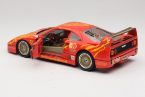 Ferrari F40 Evoluzione #3 Brummel Röd 1987 Bburago 1:18 3022-P2 Metall — bild 5 av 8