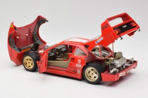 Ferrari F40 Evoluzione Bburago 1:18 3042 Metall — bild 5 av 8