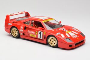 Ferrari F40 Evoluzione Bburago 1:18 3042 Metall — bild 6 av 8