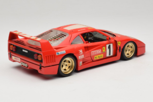 Ferrari F40 Evoluzione #1 Pirelli Röd 1992 Bburago 1:18 3042-P1 Metall — bild 3 av 8