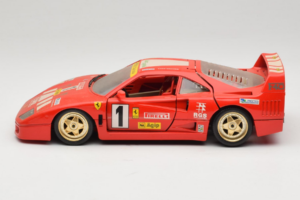 Ferrari F40 Evoluzione #1 Pirelli Röd 1992 Bburago 1:18 3042-P1 Metall — bild 4 av 8