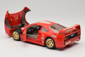 Ferrari F40 Evoluzione #1 Pirelli Röd 1992 Bburago 1:18 3042-P1 Metall — bild 5 av 8