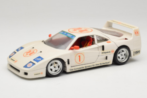 Ferrari F40 #1 Expert Vit 1987 Bburago 1:18 3332-W2 Metall