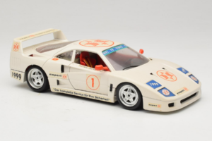 Ferrari F40 #1 Expert Vit 1987 Bburago 1:18 3332-W2 Metall — bild 6 av 8