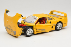 Ferrari F40 Interconti Car HiFi Gul Bburago 1:18 3032-I1 Metall — bild 2 av 8