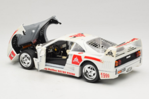 Ferrari F40 Kart-o-Mania Vit Bburago 1:18 3332-W3 Metall — bild 5 av 8