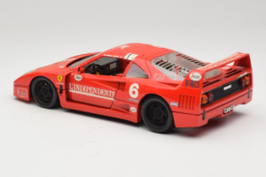 Ferrari F40 #6 V. Colombo L'Indipendente Röd 1987 Bburago 1:18 3032-L1 Metall — bild 7 av 8
