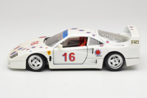 Ferrari F40 #16 Borsenmodells Vit Limited Edition 333 pcs 1987 Bburago 1:18 3332-W1 Metall — bild 4 av 8