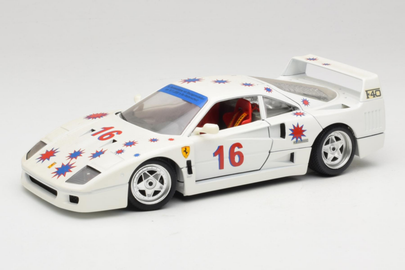 Ferrari F40 #16 Borsenmodells Vit Limited Edition 333 pcs 1987 Bburago 1:18 3332-W1 Metall