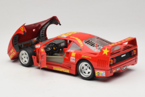 Ferrari F40 LM #86 Ch. Pozzi IMSA 24 Hours of Le Mans 1985 Röd Bburago 1:18 3332-P6 Metall — bild 5 av 8