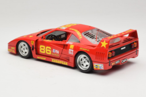 Ferrari F40 LM #86 Ch. Pozzi IMSA 24 Hours of Le Mans 1985 Röd Bburago 1:18 3332-P6 Metall — bild 7 av 8