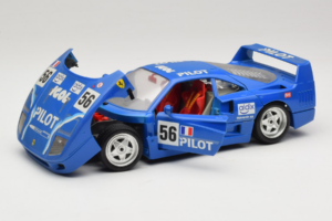 Ferrari F40 Pilot #56 Blå Bburago 1:18 3332-BL1 Metall — bild 2 av 8