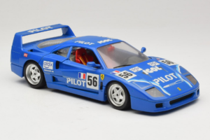 Ferrari F40 Pilot #56 Blå Bburago 1:18 3332-BL1 Metall — bild 6 av 8