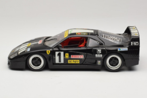 Ferrari F40 Pirelli Agip #1 Svart Bburago 1:18 3332-B1 Metall — bild 4 av 8