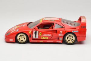 Ferrari F40 Evoluzione #1 Pirelli Agip Röd med Guldiga Hjul 1992 Bburago 1:18 3042-P2 Metall — bild 4 av 8