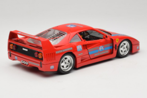 Ferrari F40 PPG Auto Refinish Röd Bburago 1:18 3332-P1 Metall — bild 3 av 8