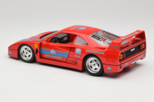 Ferrari F40 PPG Auto Refinish Röd Bburago 1:18 3332-P1 Metall — bild 7 av 8