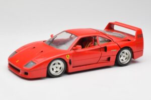 Ferrari F40 Röd Bburago 1:18 3032 Metall
