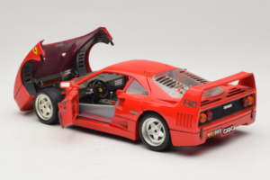 Ferrari F40 Röd Diamond Edition Bburago 1:18 3022-P1 Metall — bild 5 av 8