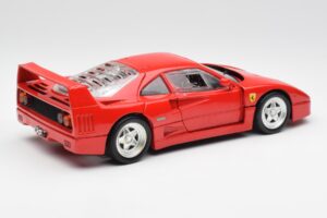 Ferrari F40 Röd Hot Wheels 1:18 23911 Metall — bild 3 av 8