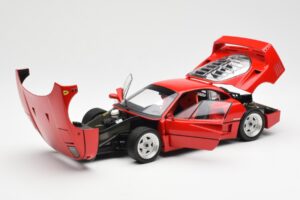 Ferrari F40 Röd Kyosho 1:18 08416R2 Metall — bild 2 av 10