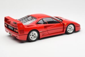 Ferrari F40 Röd Kyosho 1:18 08416R2 Metall — bild 4 av 10