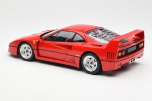 Ferrari F40 Röd Kyosho 1:18 08416R2 Metall — bild 9 av 10
