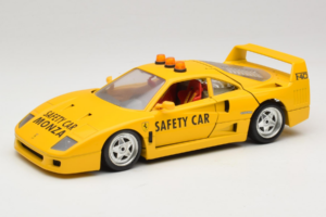 Ferrari F40 Safety Car Gul Bburago 1:18 3032-Y2 Metall