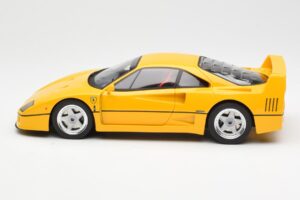 Ferrari F40 Gul GT Spirit 1:18 GT839 Resin — bild 3 av 6